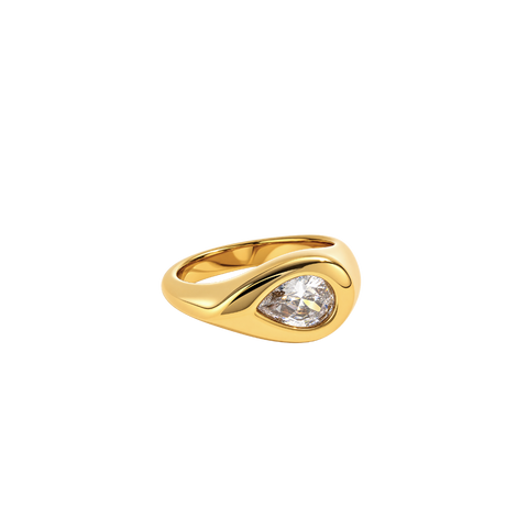 Dahlia Bezel Pear Ring