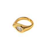 Dahlia Bezel Pear Ring