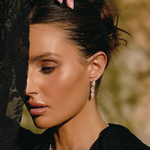 Séraphine Drop White Gold Earrings